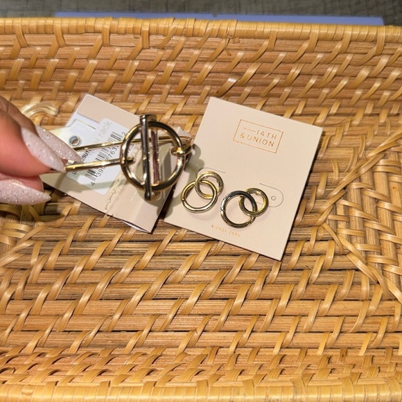 3 ITEM BUNDLE! 14th & Union Mixed Metal necklace, bracelet and earrings! - Picture 4 of 4